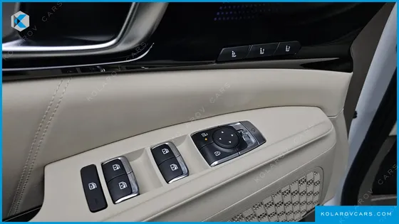 KIA CARNIVAL HEV 9SEATER SIGNATURE