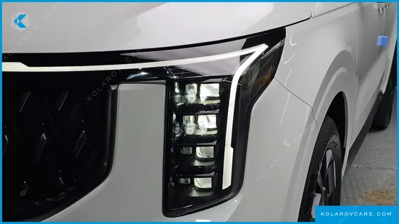 KIA CARNIVAL HEV 9SEATER SIGNATURE