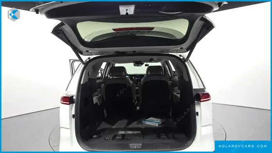 KIA CARNIVAL GASOLINE 7-SEATER SIGNATURE