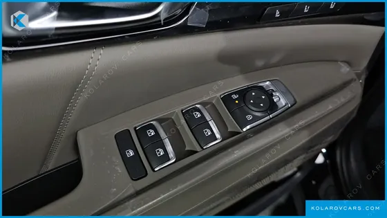 KIA CARNIVAL HEV 9SEATER SIGNATURE