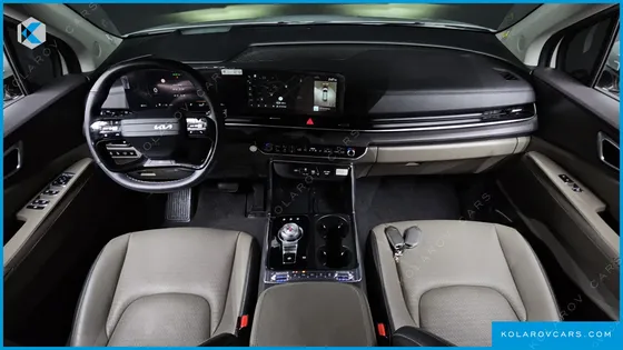 KIA CARNIVAL DIESEL 9-SEATER NOBLESSE