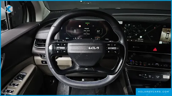 KIA CARNIVAL DIESEL 9-SEATER NOBLESSE