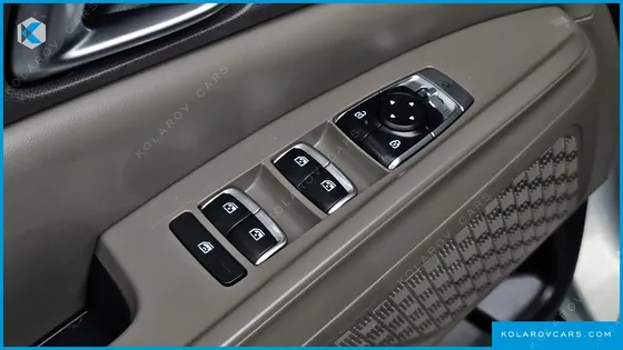KIA CARNIVAL DIESEL 9-SEATER NOBLESSE