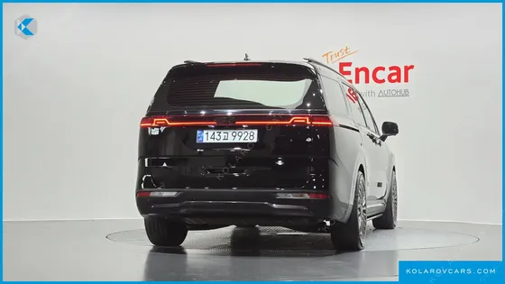 KIA CARNIVAL GASOLINE 9-SEATER SIGNATURE