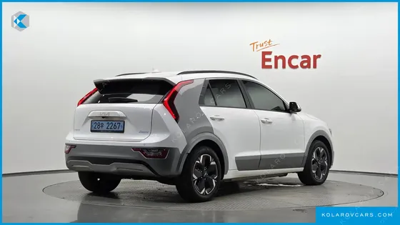 KIA NIRO EARTH