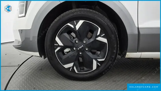 KIA NIRO EARTH