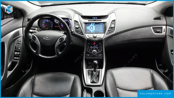 HYUNDAI ELANTRA (AVANTE) 1.6 GDI SMART
