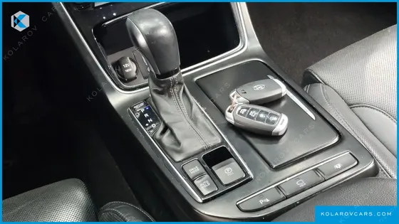HYUNDAI GRANDEUR 3.0 LPI EXCLUSIVE (RENTAL CAR)