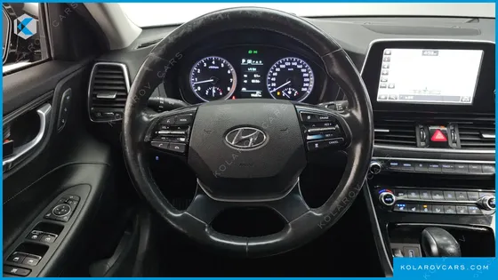HYUNDAI GRANDEUR 3.0 LPI EXCLUSIVE (RENTAL CAR)