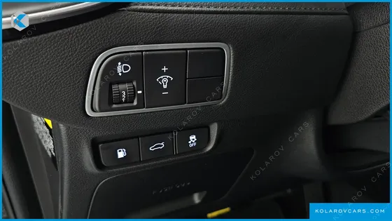HYUNDAI GRANDEUR 2.4 MODERN BASIC (RENTAL CAR)