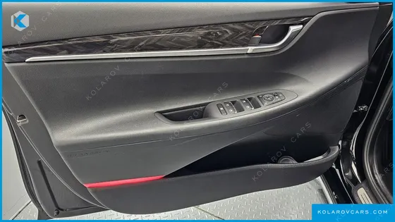 HYUNDAI GRANDEUR 2.4 MODERN BASIC (RENTAL CAR)