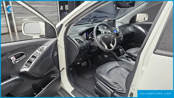 HYUNDAI TUCSON DIESEL 2WD X20