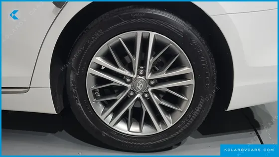 HYUNDAI GRANDEUR 3.0 LPI MODERN (RENTAL CAR)
