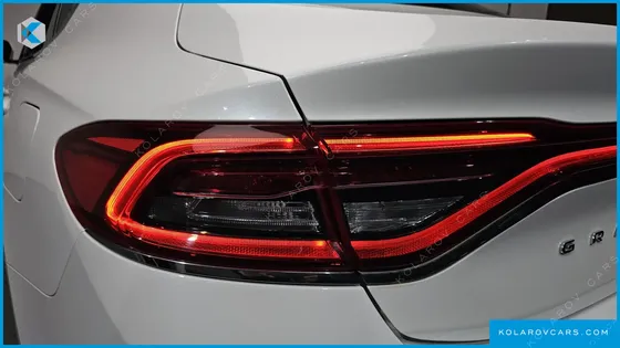 HYUNDAI GRANDEUR 3.0 LPI MODERN (RENTAL CAR)