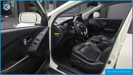 HYUNDAI TUCSON DIESEL 2WD LX20