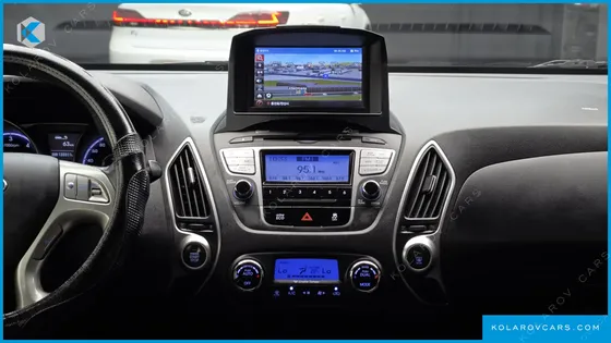 HYUNDAI TUCSON DIESEL 2WD LX20