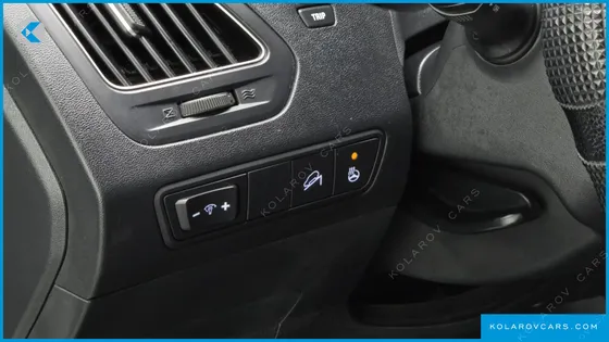 HYUNDAI TUCSON DIESEL 2WD LX20