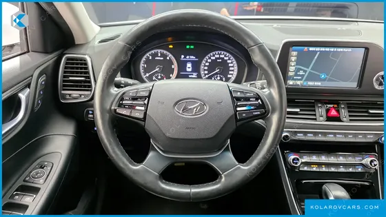 HYUNDAI GRANDEUR 2.2 DIESEL PREMIUM