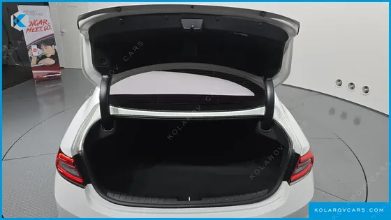 HYUNDAI GRANDEUR 2.2 DIESEL PREMIUM