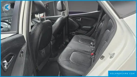 HYUNDAI TUCSON DIESEL 2WD LX20