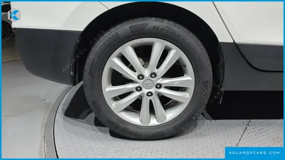 HYUNDAI TUCSON DIESEL 2WD LX20