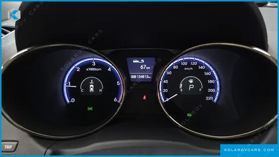 HYUNDAI TUCSON DIESEL 2WD LX20