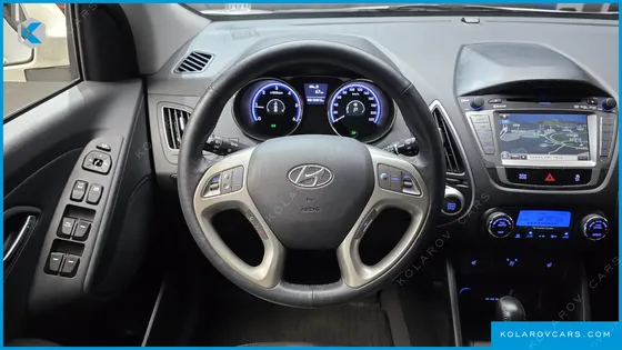 HYUNDAI TUCSON DIESEL 2WD LX20
