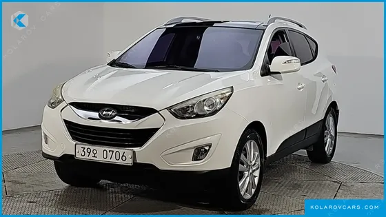 HYUNDAI TUCSON DIESEL 2WD LX20