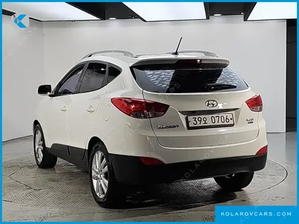 HYUNDAI TUCSON DIESEL 2WD LX20