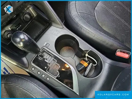 HYUNDAI TUCSON DIESEL 2WD LX20