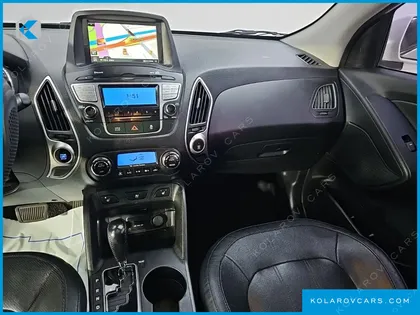 HYUNDAI TUCSON DIESEL 2WD LX20