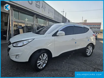 HYUNDAI TUCSON DIESEL 2WD LX20