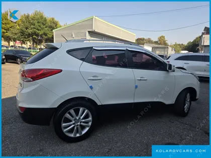 HYUNDAI TUCSON DIESEL 2WD LX20