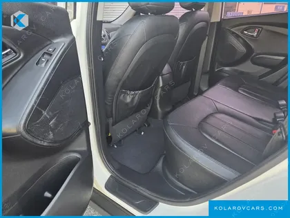 HYUNDAI TUCSON DIESEL 2WD LX20