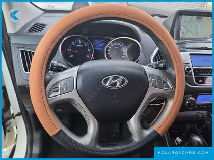 HYUNDAI TUCSON DIESEL 2WD LX20