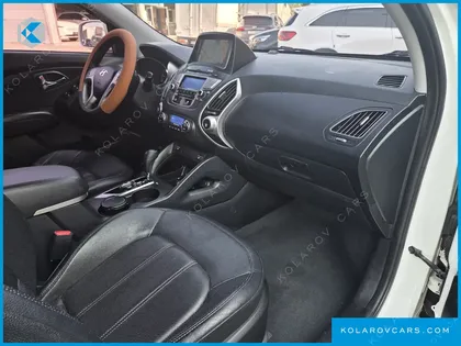 HYUNDAI TUCSON DIESEL 2WD LX20