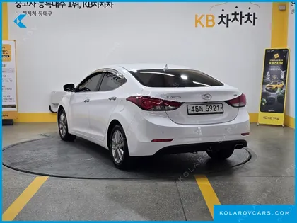 HYUNDAI ELANTRA (AVANTE) 1.6 GDI MODERN