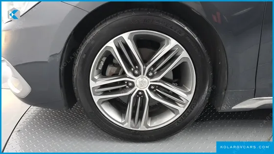 HYUNDAI GRANDEUR 2.4 PREMIUM