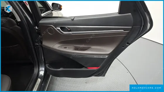 HYUNDAI GRANDEUR 2.4 PREMIUM