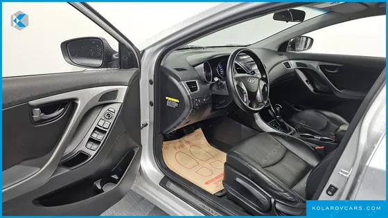 HYUNDAI ELANTRA (AVANTE) 1.6 GDI SMART
