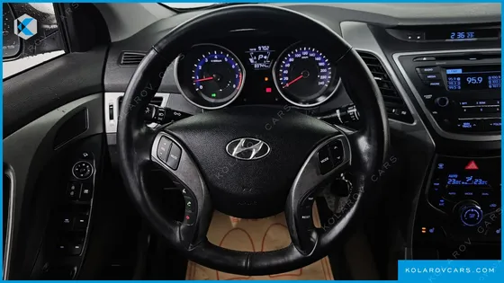 HYUNDAI ELANTRA (AVANTE) 1.6 GDI SMART