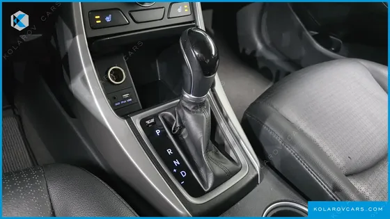 HYUNDAI ELANTRA (AVANTE) 1.6 GDI SMART