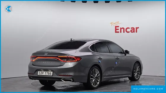 HYUNDAI GRANDEUR 2.4 PREMIUM