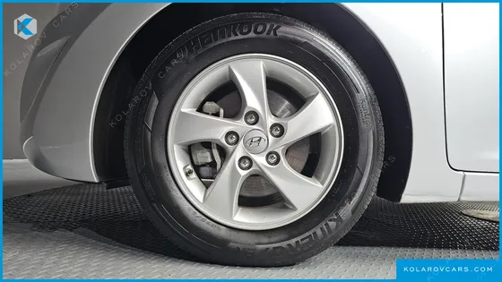 HYUNDAI ELANTRA (AVANTE) 1.6 GDI SMART