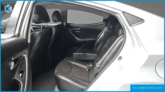 HYUNDAI ELANTRA (AVANTE) 1.6 GDI SMART