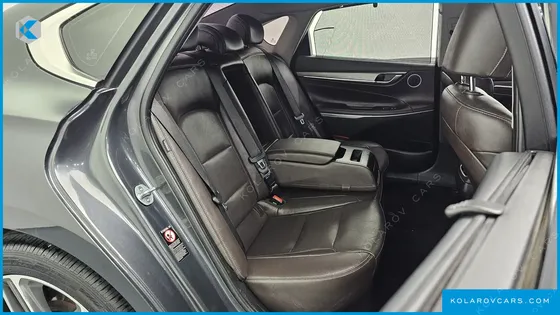 HYUNDAI GRANDEUR 2.4 PREMIUM