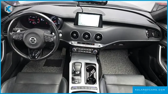 KIA STINGER 2.2 DIESEL AWD