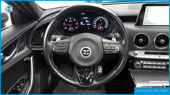 KIA STINGER 2.2 DIESEL AWD
