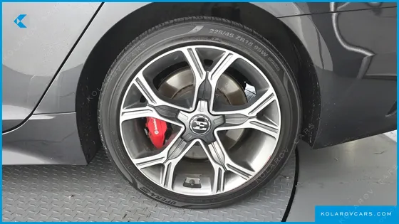 KIA STINGER 2.2 DIESEL AWD