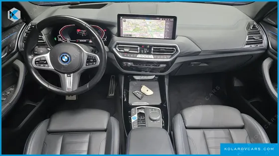 BMW IX3 M SPORTS